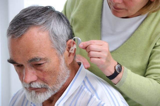 En España hay un 10% más de personas con pérdidas de audición que con discapacidad visual